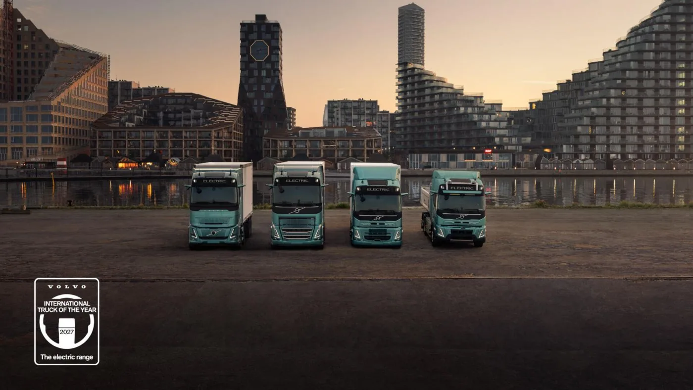 Cuatro camiones Volvo eléctricos con el distintivo International Truck of the Year 2027